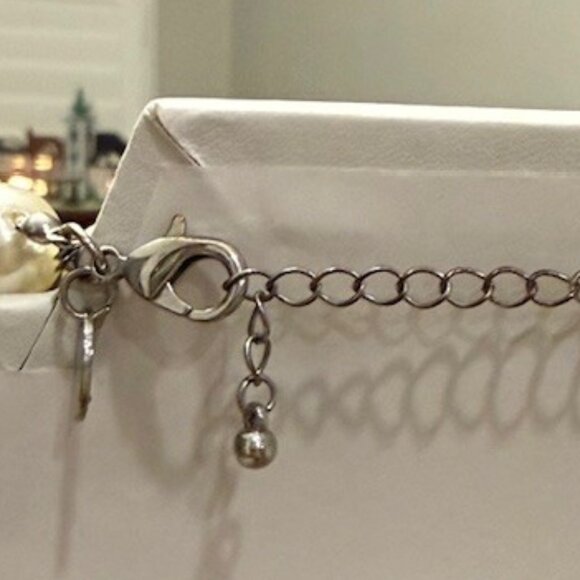 CHARMING CHARLIE Double Strand Faux Pearl Necklace - Picture 4 of 8